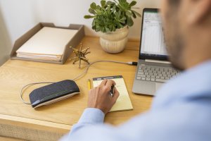 HP Poly Sync 10 USB-A USB-C Speakerphone