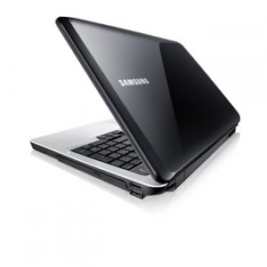 Samsung E RV510-A04 Intel® Celeron® T3500 39.6 cm (15.6") 2 GB DDR3-SDRAM 320 GB Intel® GMA 4500M Windows 7 Home Premium Black