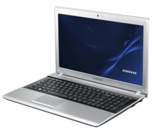 Samsung RV 511 Intel® Core™ i3 i3-380M 39.6 cm (15.6″) 3 GB DDR3-SDRAM 320 GB Windows 7 Home Premium Black, Silver