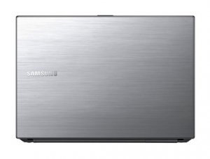 Samsung 3 NP300V5A Intel® Pentium® B950 39.6 cm (15.6") HD 6 GB DDR3-SDRAM 750 GB HDD Windows 7 Home Premium Silver